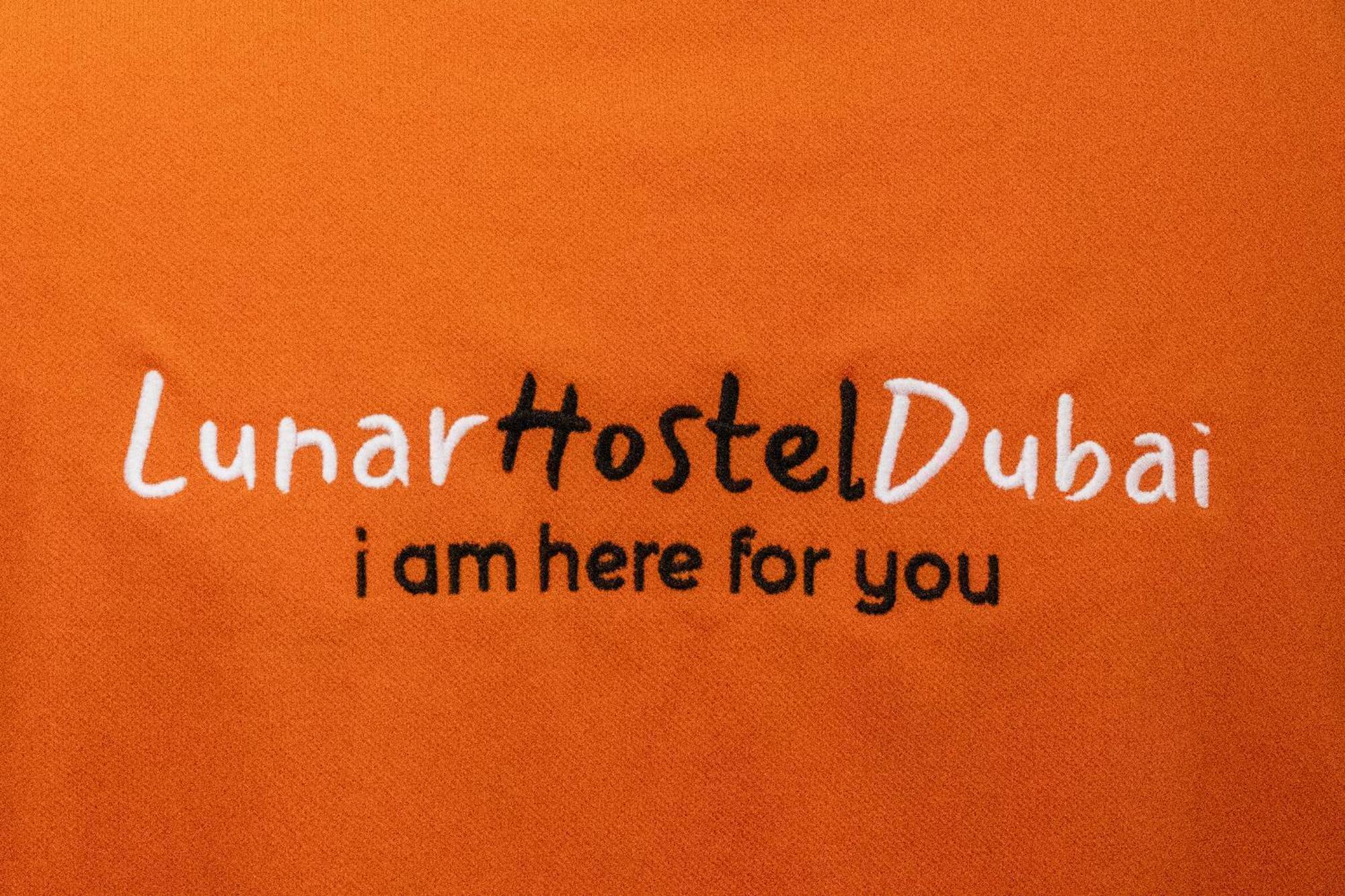 Lunar Hostel - Jbr ดูไบ ภายนอก รูปภาพ
