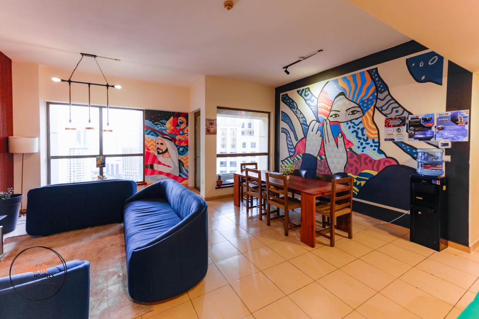 Lunar Hostel - Jbr ดูไบ ภายนอก รูปภาพ